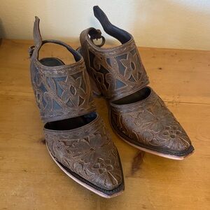 Lane Boots Robin Mule - Women's